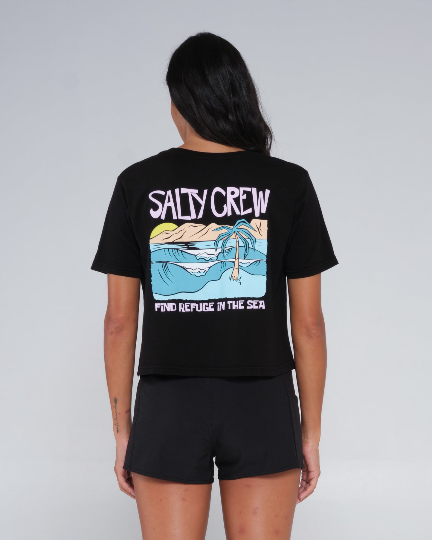 POSTCARD CROP TEE - Black