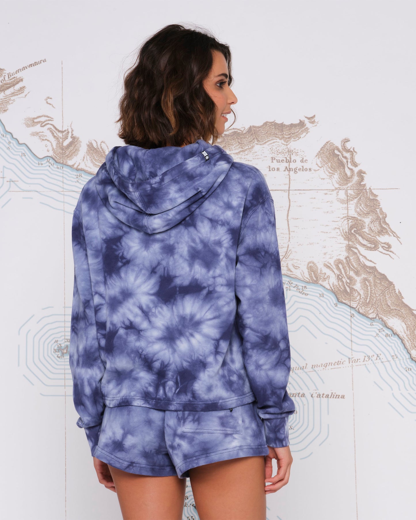 SAND SET CROP HOODY - Navy Tie Dye
