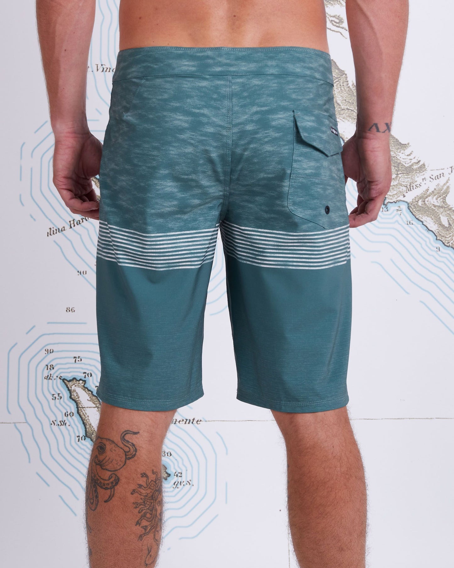VESSELS BOARDSHORT - Rover Green