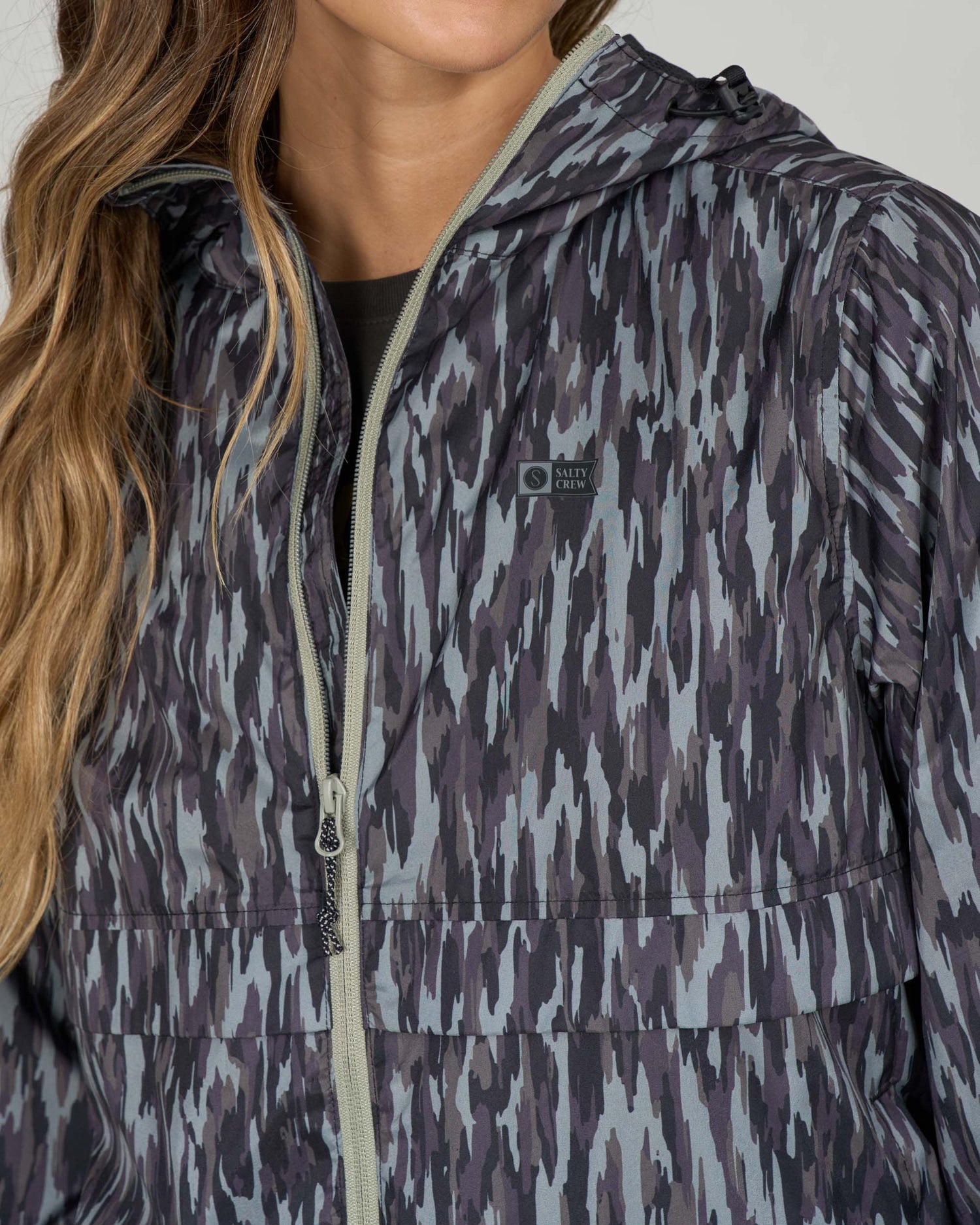 20935120W_CAMO_3_1767757535