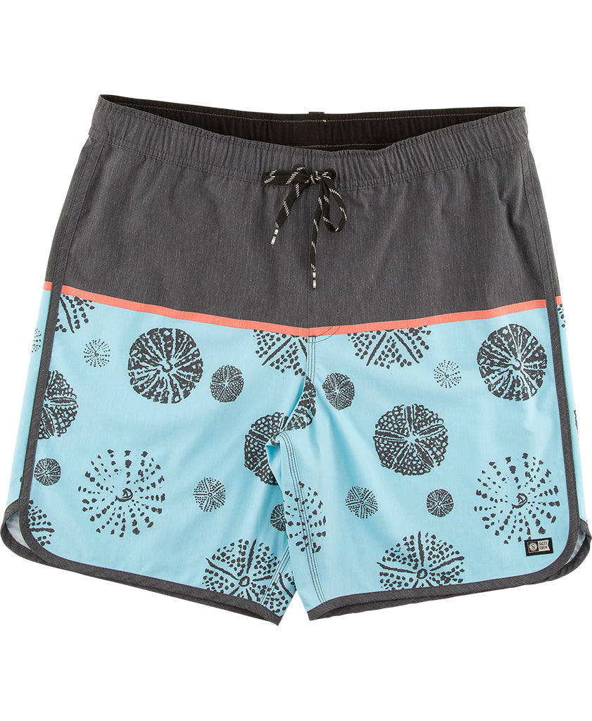 Uni Elastic Boardshort Boardshorts - Salty Crew Australia